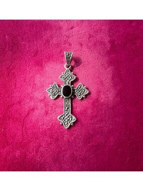 Vintage 925 Sterling Silver Black Onyx Marcasite Cross Pendant Necklace Gothic